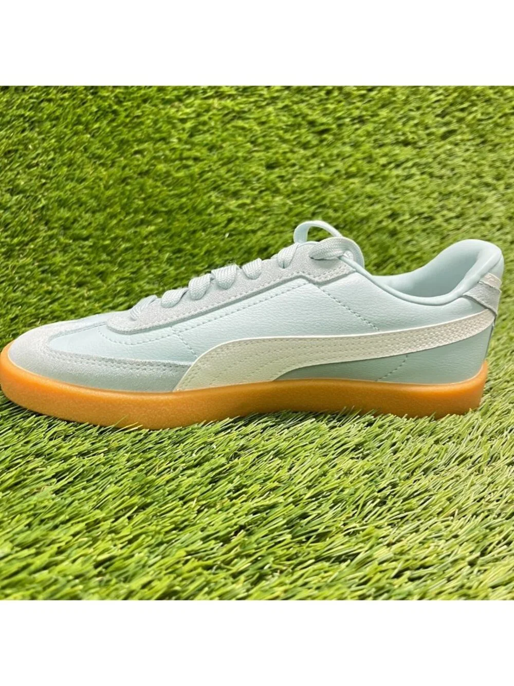 Puma Club II Era Womens Size 5.5 Light Blue Gum Athletic Leather Shoes Sneakers